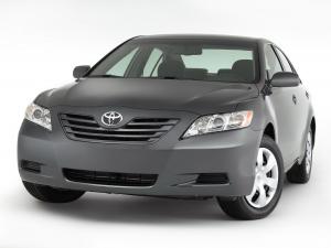 Toyota Camry LE 2006 года